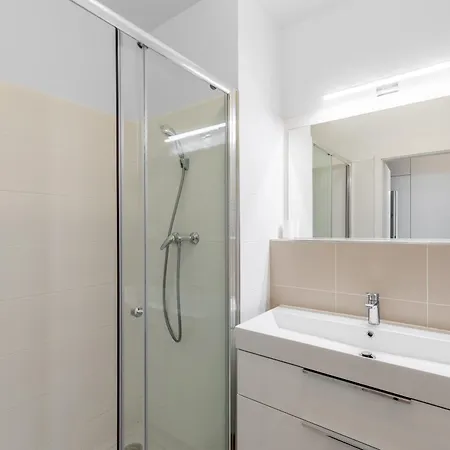 Appartement Leo - Ac & Free Parking *